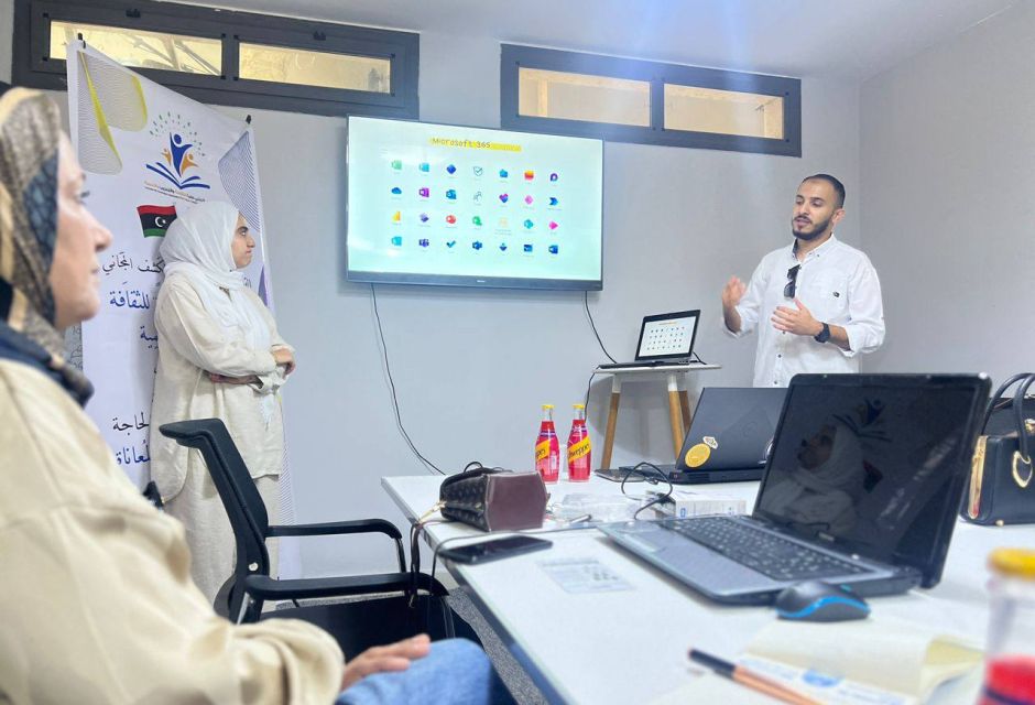 Empowering Youth: Trainees of the Libyan Technology Foundation Lead a Training Workshop with “Zidni Ilman”