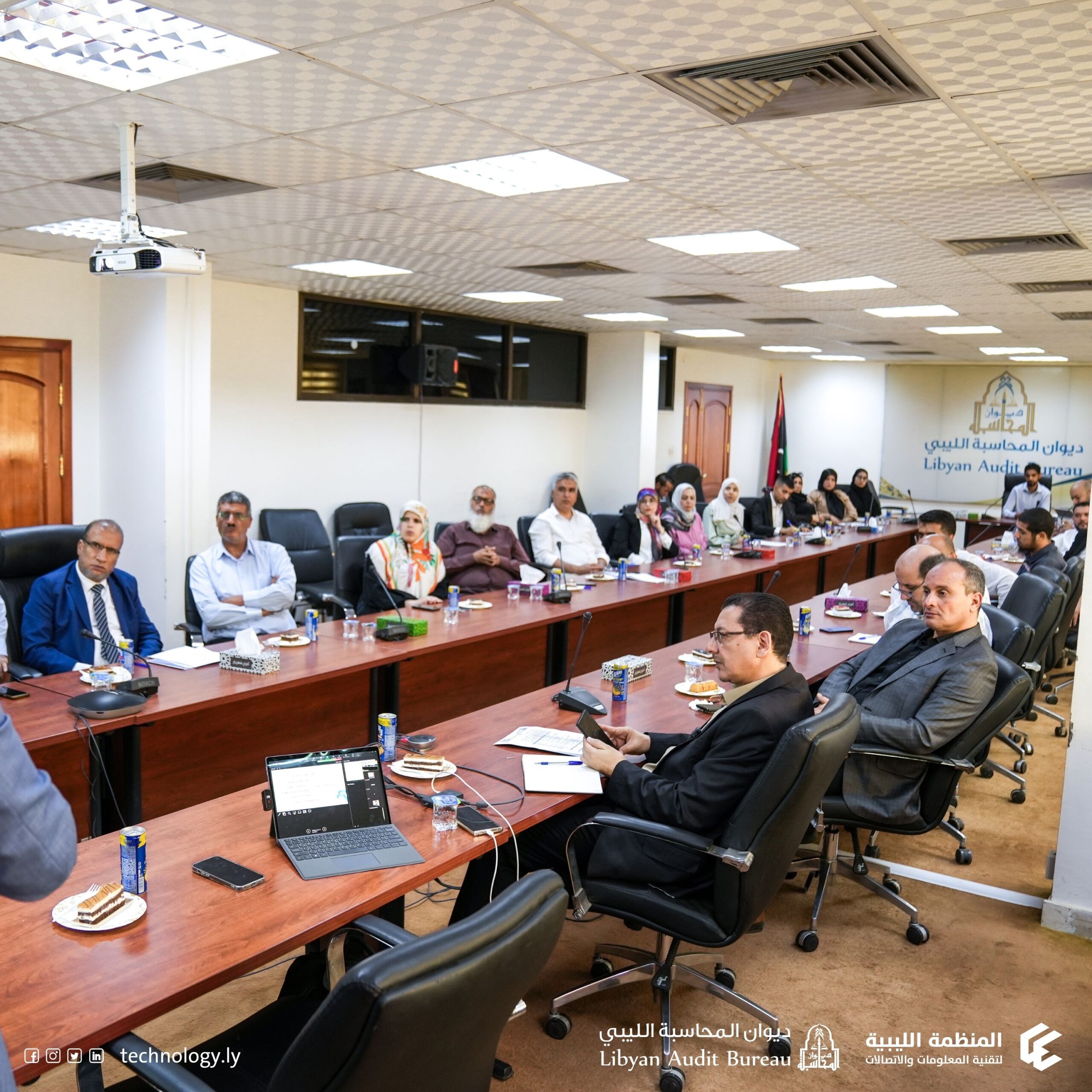 تدريب، تطوير.. بناء القدرات تدريب، تطوير.. بناء القدرات - المؤسسة الليبية للتقنية