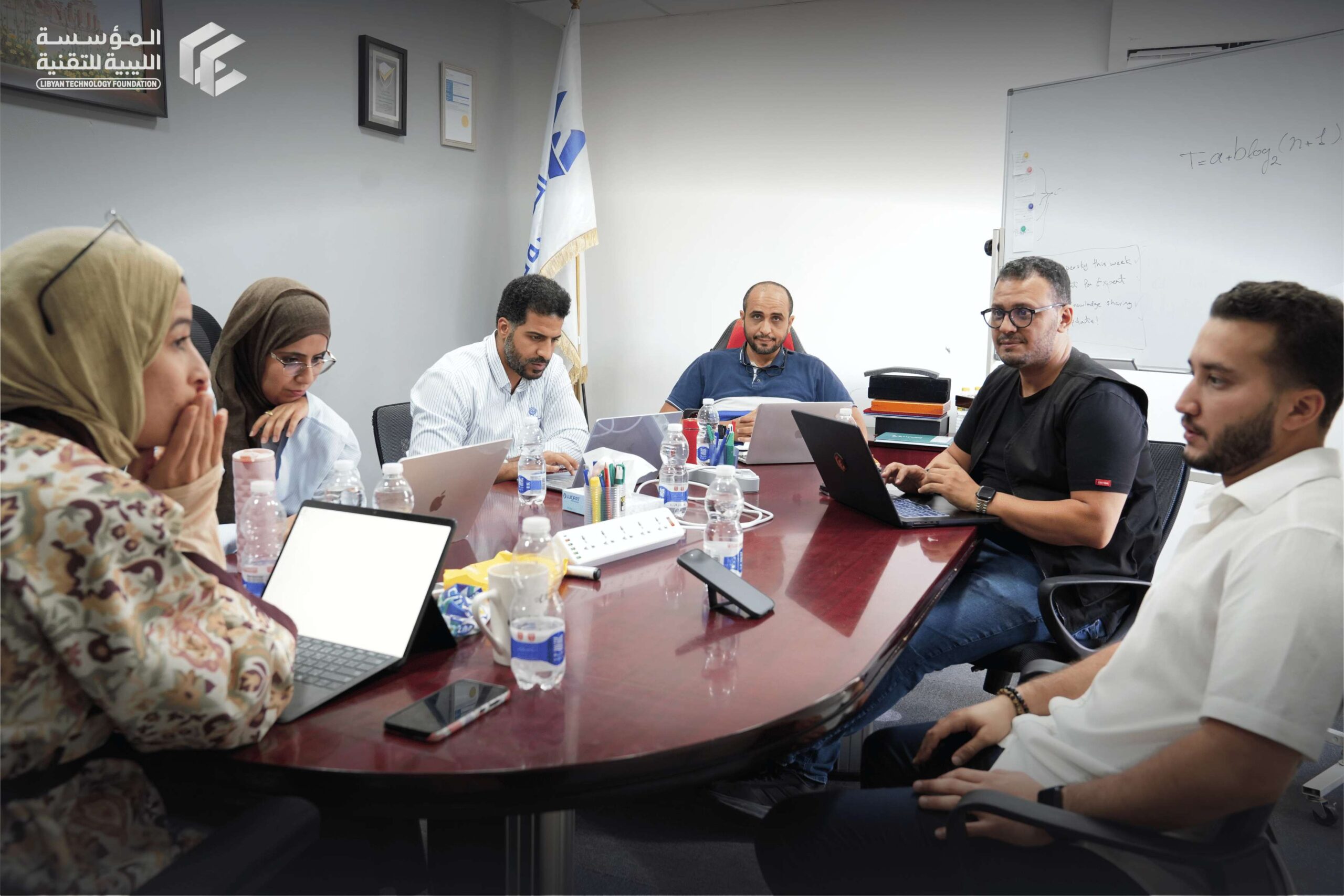 تنسيق العمل بين مكتب المؤسسة الليبية للتقنية في طرابلس والمكتب التمثيلي في بنغازي تنسيق العمل بين مكتب المؤسسة الليبية للتقنية في طرابلس والمكتب التمثيلي في بنغازي - المؤسسة الليبية للتقنية