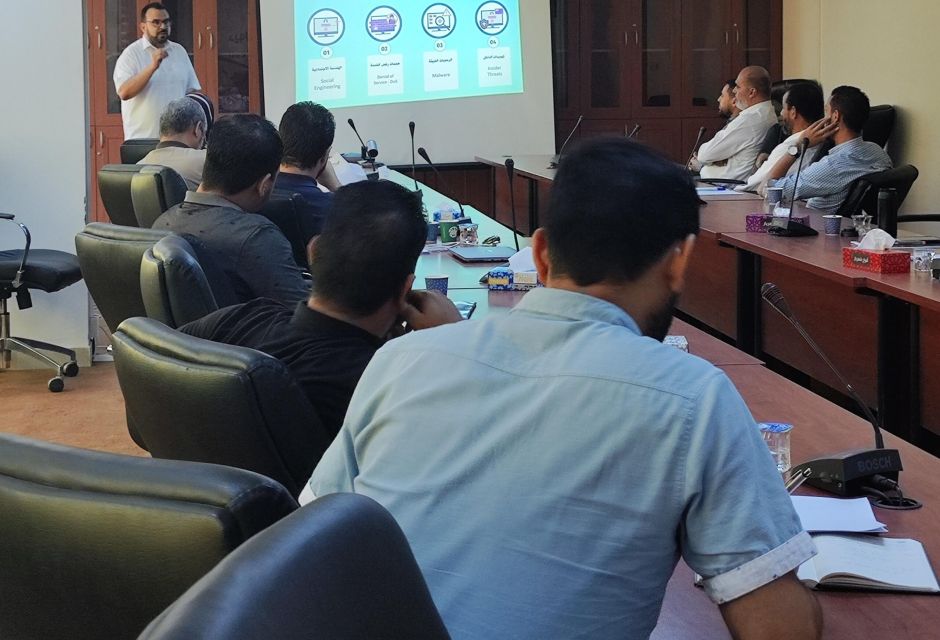 أمن وسلامة المعلومات.. رفع قدرات أمن وسلامة المعلومات.. رفع قدرات - المؤسسة الليبية للتقنية