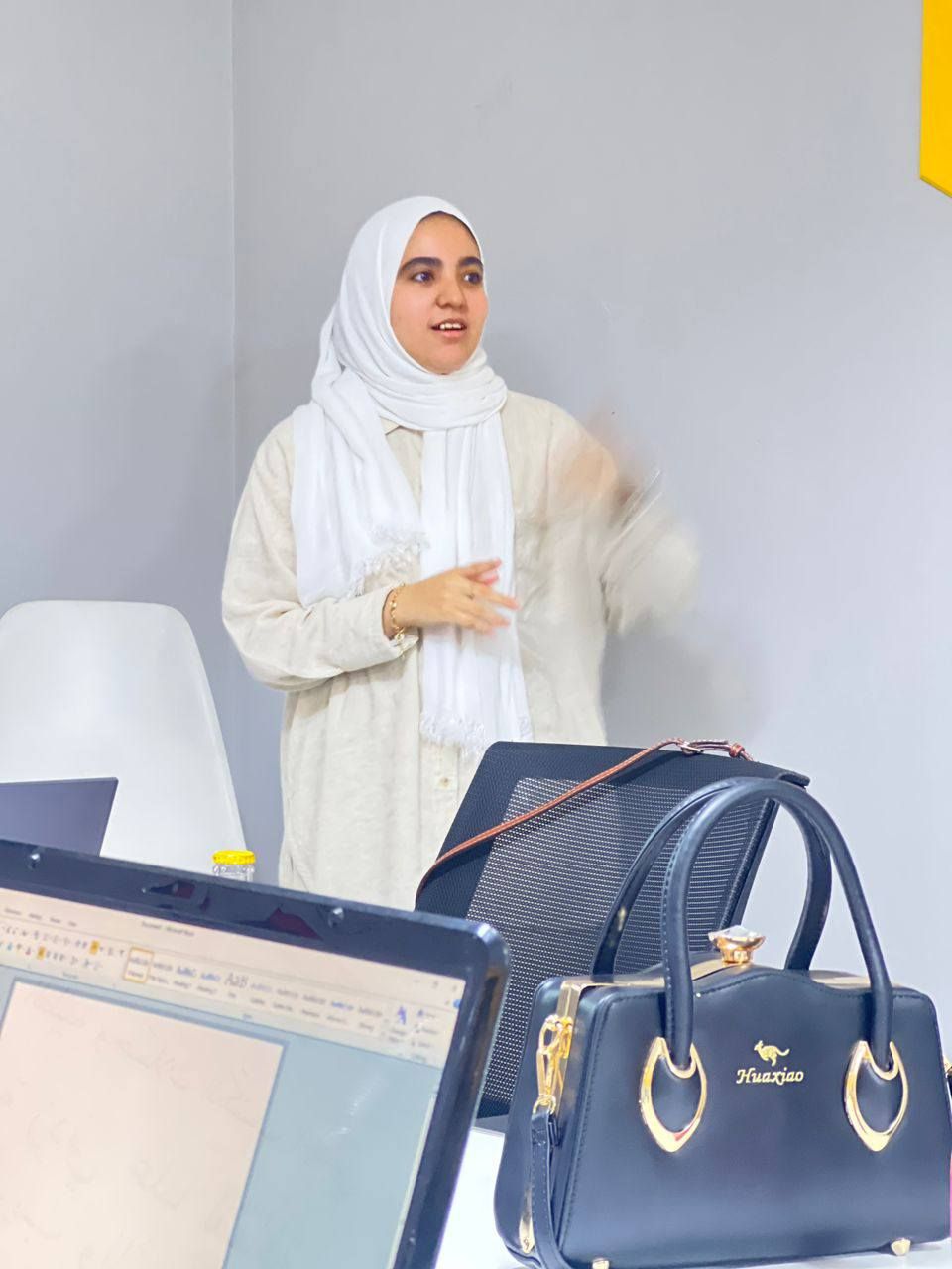 تمكين الشباب: متدربو المؤسسة الليبية للتقنية يقودون ورشة تدريبية مع زدني علماً