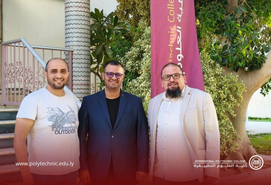 توقيع مذكرة تفاهم مع كلية العلوم التطبيقية