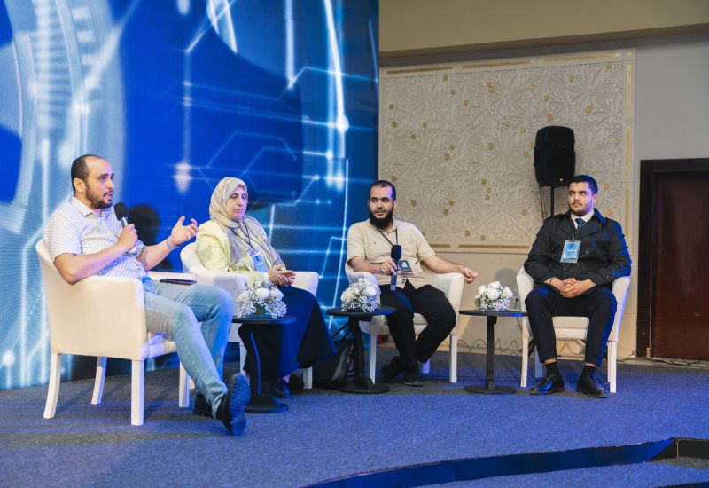 قمة المطورين